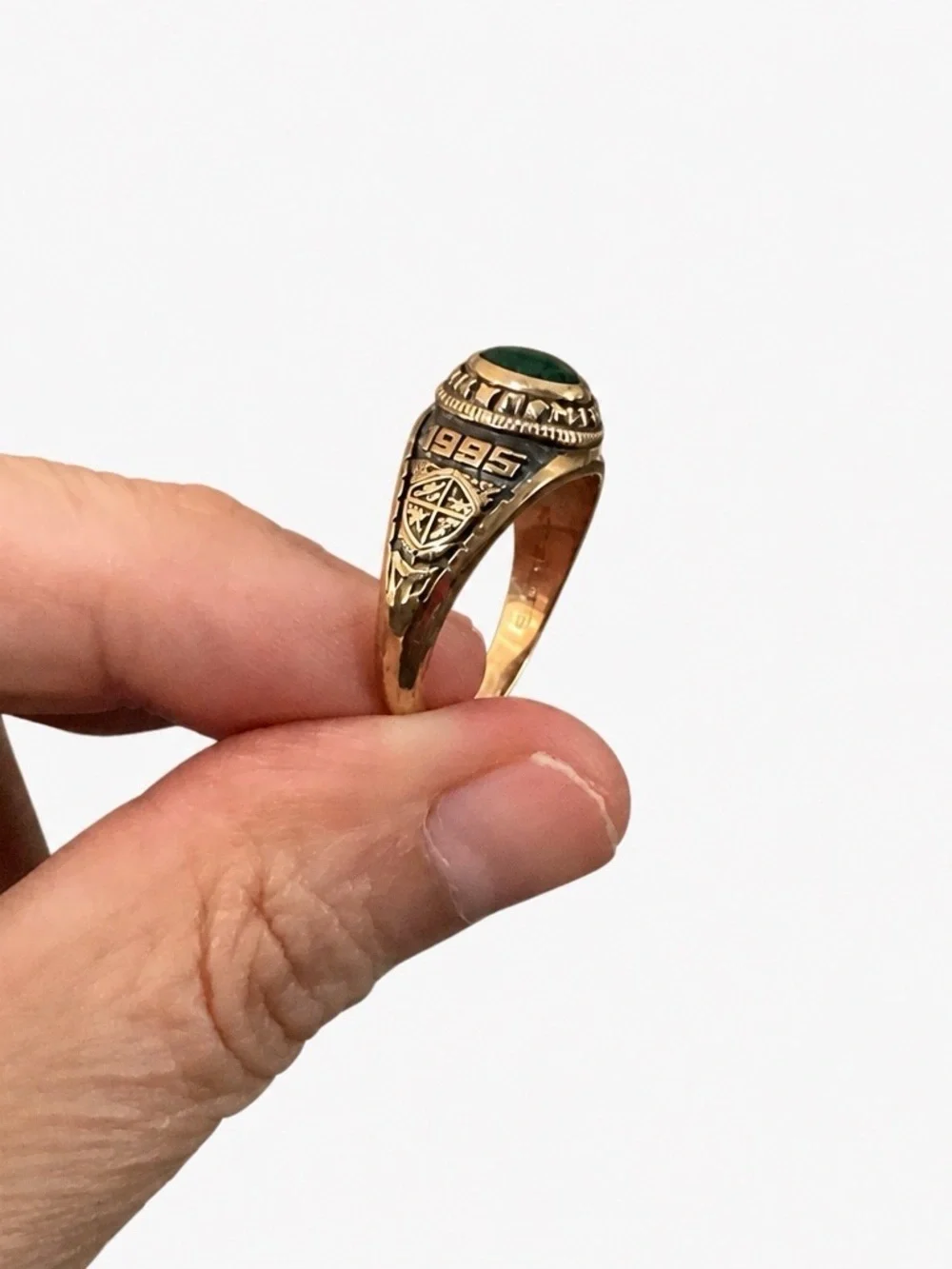 Vintage 1995 Jostens 10K Gold Emerald Graduation Signet Ring - Authentic
